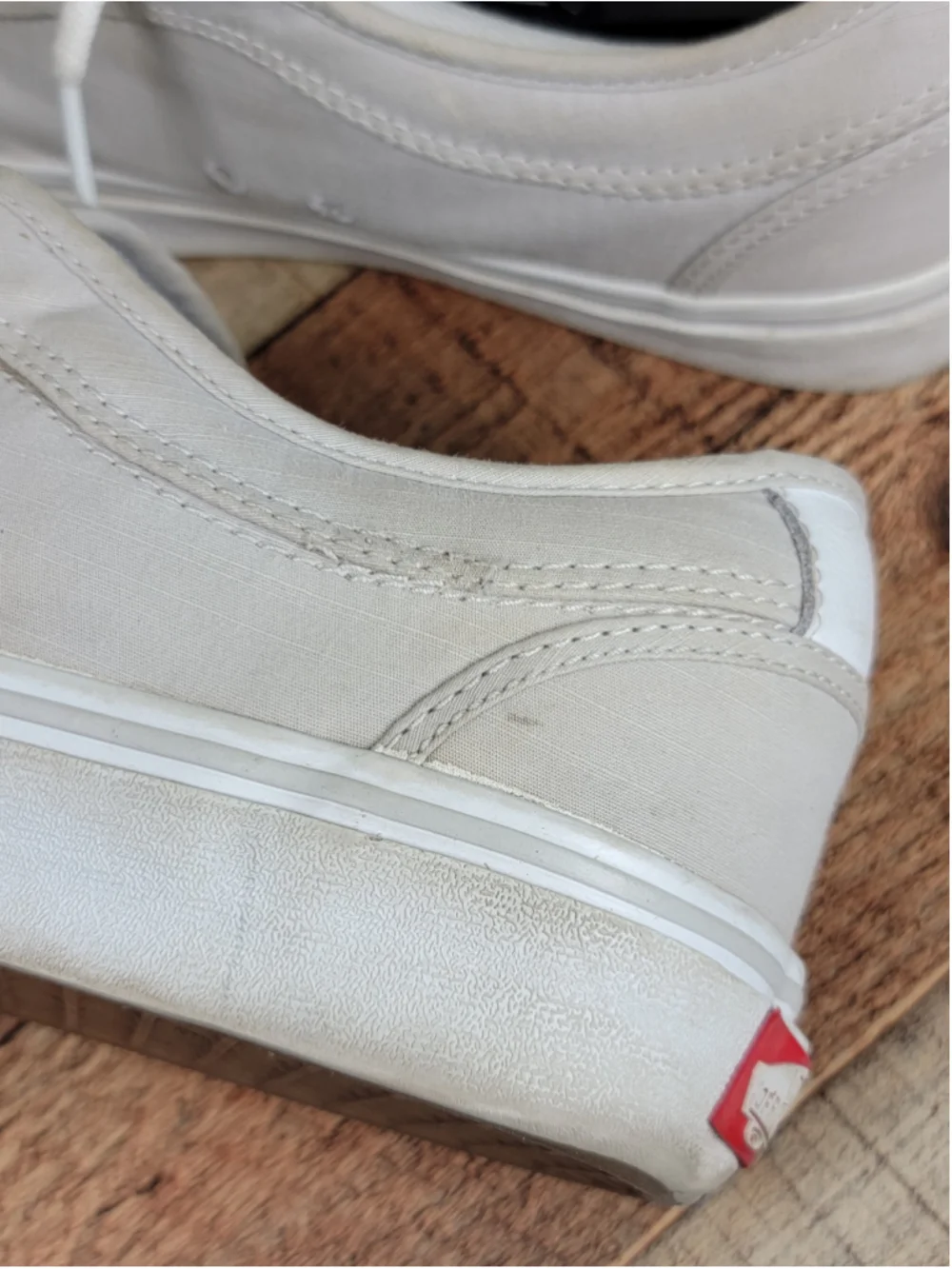 Vans 9.5 Chukka Low Top Canvas Light Grey Beige Skate Shoes Athletic Sneakers